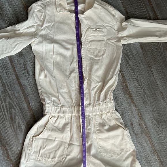 Cream jumpsuit - Picture 6 of 6